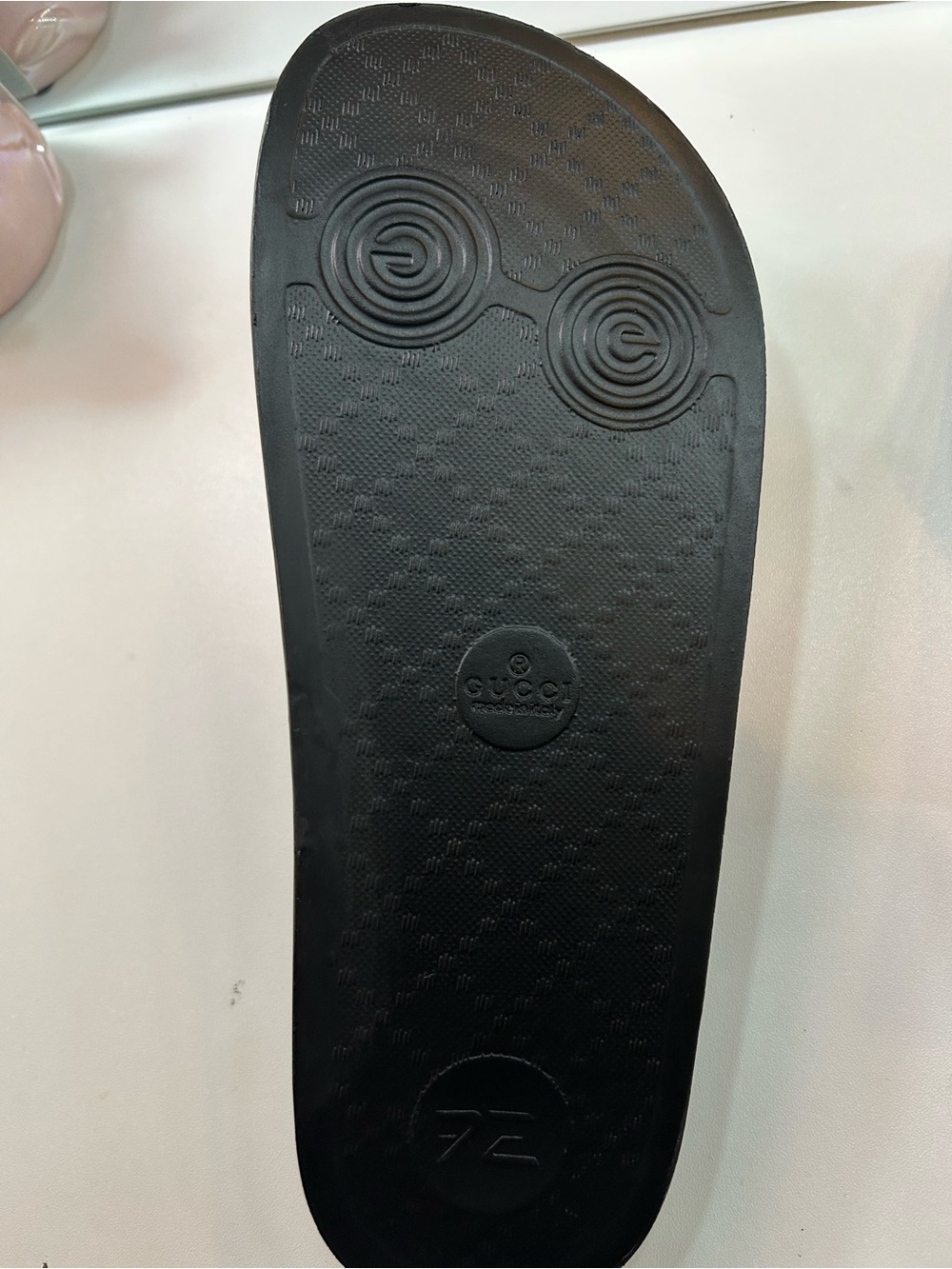 Gucci GG Blooms Supreme Floral Slides - Picture 4 of 8